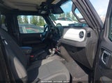 JEEP WRANGLER 4-DOOR SAHARA 4X4 1C4PJXENXSW527925 снимка