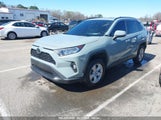 TOYOTA RAV4 XLE 2T3W1RFV6LC072367 снимка