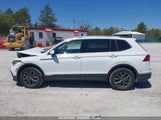 VOLKSWAGEN TIGUAN 2.0T SE/2.0T WOLFSBURG EDITION 3VVNB7AX2RM022579 photo