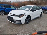 TOYOTA COROLLA SE 5YFS4MCE8NP109413 снимка