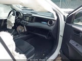 TOYOTA RAV4 LE 2T3BFREV5GW532527 снимка