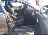 TESLA MODEL S 60D/70D/75D/85D/90D 5YJSA1E21GF156453 снимка