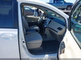 TOYOTA SIENNA LE V6 8 PASSENGER 5TDKK3DC3CS213969 снимка