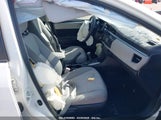 TOYOTA COROLLA LE 5YFBURHE4EP097217 снимка