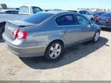 VOLKSWAGEN PASSAT WOLFSBURG EDITION WVWAK73C27P129016 снимка