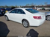 TOYOTA CAMRY LE 4T4BF3EK2BR203567 снимка