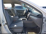TOYOTA CAMRY LE 4T4BF3EK2BR203567 снимка