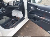TOYOTA CAMRY LE HYBRID 4T1C31AKXLU019674 снимка