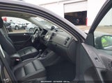 VOLKSWAGEN TIGUAN SE W/SUNROOF NAV WVGBV7AX9CW004706 photo