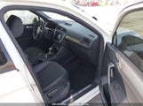 VOLKSWAGEN TIGUAN 2.0T SE/2.0T SEL/2.0T SEL R-LINE/2.0T SEL R-LINE BLACK 3VV2B7AX8KM078826 photo