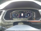 VOLKSWAGEN TIGUAN 2.0T SE/2.0T SEL/2.0T SEL R-LINE/2.0T SEL R-LINE BLACK 3VV2B7AX8KM078826 photo