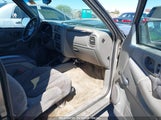GMC SONOMA SLS 1GTCS19W5Y8227668 снимка