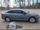 VOLKSWAGEN JETTA 1.4T R-LINE/1.4T S/1.4T SE 3VWC57BU4KM022832 снимка