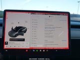 TESLA MODEL 3 LONG RANGE DUAL MOTOR ALL-WHEEL DRIVE 5YJ3E1EBXMF995814 fotografie