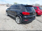 VOLKSWAGEN TIGUAN R-LINE WVGAV7AX1GW017760 fotografie