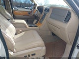 LINCOLN NAVIGATOR ULTIMATE 5LMFU28547LJ04440 снимка