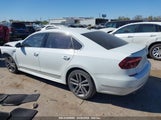 VOLKSWAGEN PASSAT 2.0T SE R-LINE 1VWMA7A31KC000846 photo