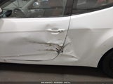 HYUNDAI VELOSTER BASE W/RED/BLACK KMHTC6AD2CU064171 снимка