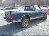 CHEVROLET S TRUCK S10 1GCCT14R8G2133686 photo