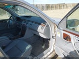 MERCEDES-BENZ E 320 WDBJF65J1YB109587 снимка
