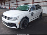 VOLKSWAGEN TIGUAN 2.0T SE/2.0T SEL/2.0T SEL R-LINE/2.0T SEL R-LINE BLACK 3VV3B7AX8KM150239 photo