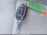 HYUNDAI TUCSON SE KM8J2CA4XKU880939 снимка