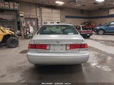 TOYOTA CAMRY LE JT2BG22K4Y0427765 снимка