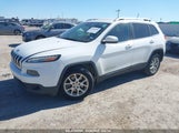 JEEP CHEROKEE LATITUDE 1C4PJLCS0GW138381 снимка