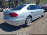 VOLKSWAGEN PASSAT 3.6L V6 SE 1VWBM7A31EC015673 photo