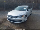 VOLKSWAGEN PASSAT 2.5L S 1VWAP7A30DC101350 снимка