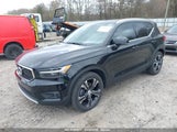 VOLVO XC40 T5 INSCRIPTION YV4162UL1L2262702 fotografie