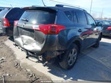 TOYOTA RAV4 XLE JTMRFREV6FJ028676 снимка