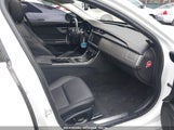 JAGUAR XF 25T PREMIUM SAJBJ4FX5JCY56459 photo