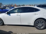 LEXUS ES ES 300H JTHBW1GG8H2137766 снимка
