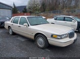 LINCOLN TOWN CAR CARTIER 1LNLM83W3VY708148 photo