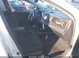 TOYOTA RAV4 LE JTMZFREV5HJ701508 снимка