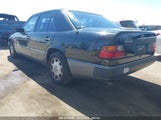 MERCEDES-BENZ 400 E WDBEA34E6PB942402 снимка