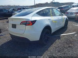 TESLA MODEL Y AWD/LONG RANGE DUAL MOTOR ALL-WHEEL DRIVE 7SAYGDEE4PF780951 fotografie