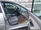 TOYOTA CAMRY LE 4T1BE32K16U161433 снимка