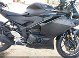 YAMAHA YZF-R3 MH3RH25Y3SK001436 photo