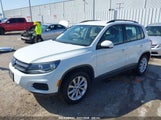 VOLKSWAGEN TIGUAN 2.0T/2.0T S WVGBV7AX4HK048028 снимка