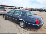 LINCOLN TOWN CAR SIGNATURE 1LNHM82W71Y629504 photo
