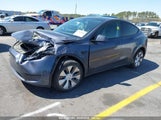 TESLA MODEL Y AWD/LONG RANGE DUAL MOTOR ALL-WHEEL DRIVE 7SAYGDEE4PF938513 fotografie