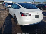 TESLA MODEL 3 LONG RANGE DUAL MOTOR ALL-WHEEL DRIVE 5YJ3E1EB6PF633550 fotografie