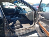 HONDA ACCORD 2.4 EX 1HGCP2F73BA118681 снимка