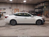 NISSAN ALTIMA SV FWD 1N4BL4DV9PN426379 fotografie