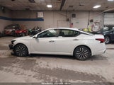 NISSAN ALTIMA SV FWD 1N4BL4DV9PN426379 photo