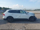 VOLKSWAGEN TIGUAN 2.0T SE/2.0T WOLFSBURG EDITION 3VV3B7AX3RM120298 снимка
