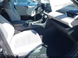 TOYOTA RAV4 XLE PREMIUM 2T3C1RFV5MC110773 снимка