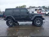 JEEP WRANGLER UNLIMITED SPORT S 4X4 1C4HJXDG7JW227605 fotografie